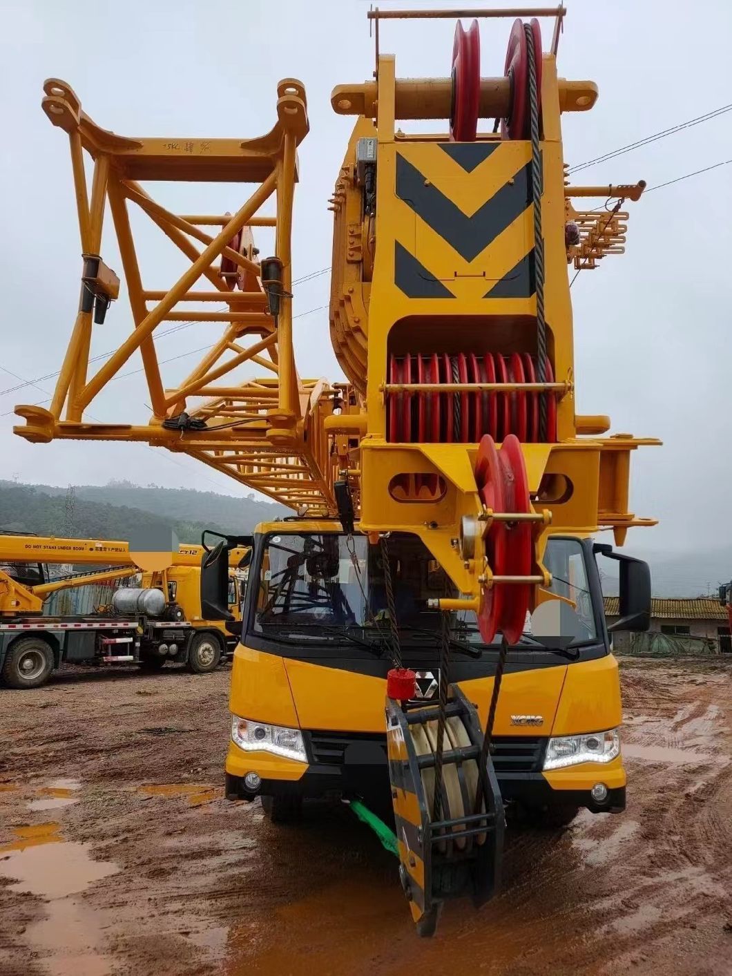 Желтый Xcmg 75 тонн Мобильный кран Popular Model Weight