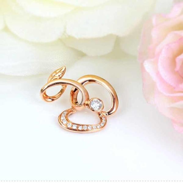 Rose Gold Diamonds Apple Shape Pendant  (GDN016)