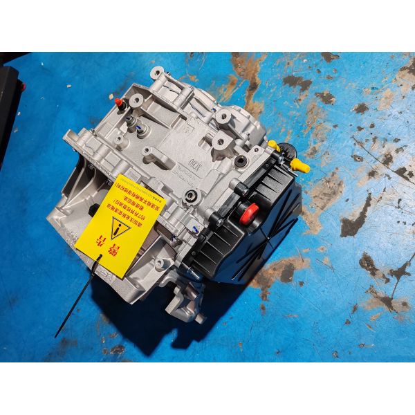 Silver 6DCT450 Remanufactured Transmission Assembly for Volvo XC60 2.0T MPS6 2011-2017