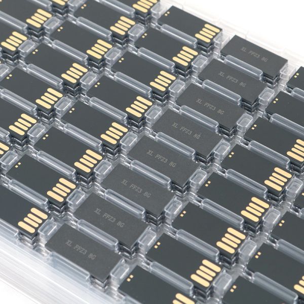 Скорость чтения 50-120 МБ/с USB 2.0 и USB 3.0 порт USB Flash Chip Пластиковый материал