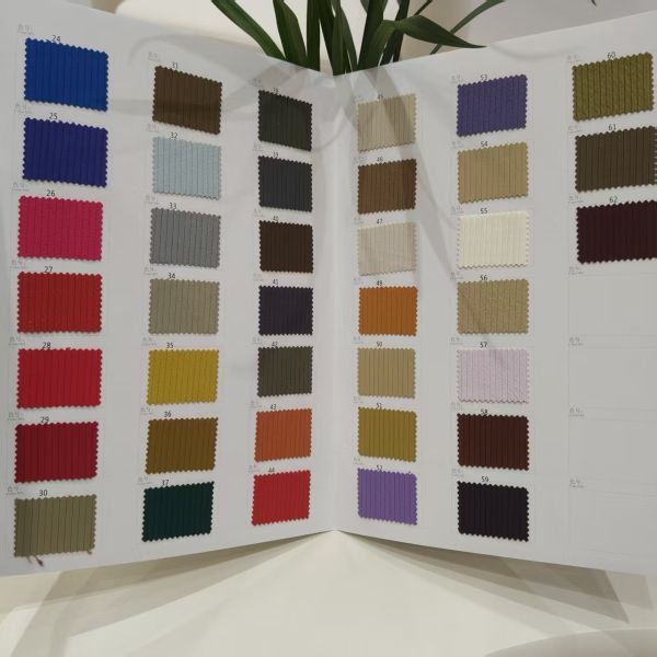 190GSM Polyester Clothing Fabric Lightweight Vertical Striped Fabric Anti Wrinkle