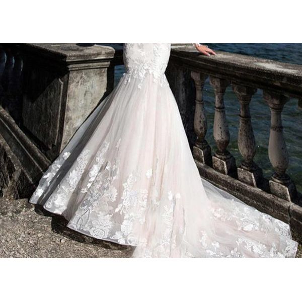 Unique White Long Sleeve Lace Bridal Gowns Perspective Waist Back Long Fishtail
