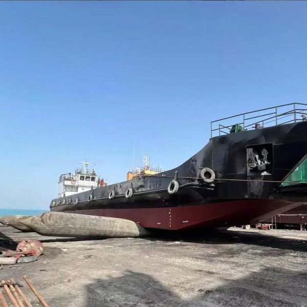 Inflatable Ship Launching Bag Durable Layers High Load Capacity Stable Roll