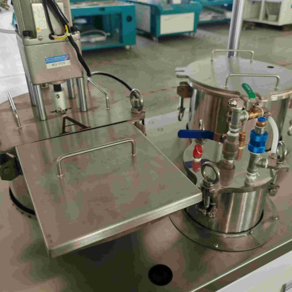 5 to 1 Black Epoxy Glue Potting Machine Offering Glue Dispensing and Potting Solutions for Water Pump Production Lines