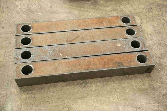 CNC Machine Laser Cutting Steel Sheet Fabrication ASTM / GB / JIS Standard for Metal Processing Machinery