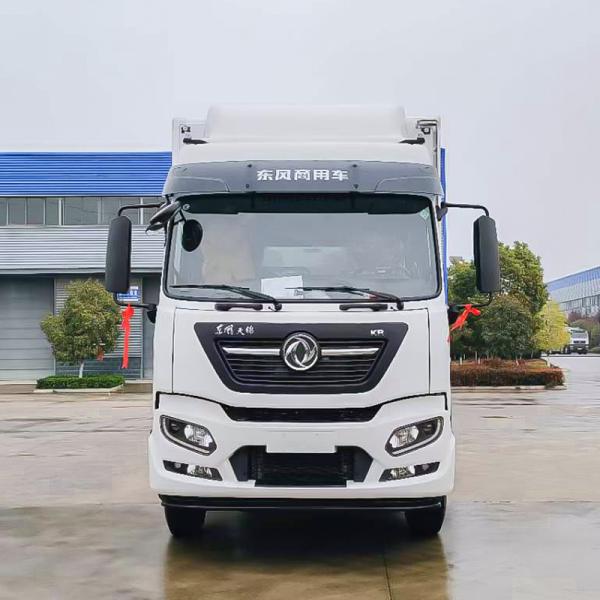 Seafood and Live Fish Transport Truck 6-meter-8 Dongfeng Diesel Fuel Type Box Dimensions L x W x H mm 6800*2400*2500 mm