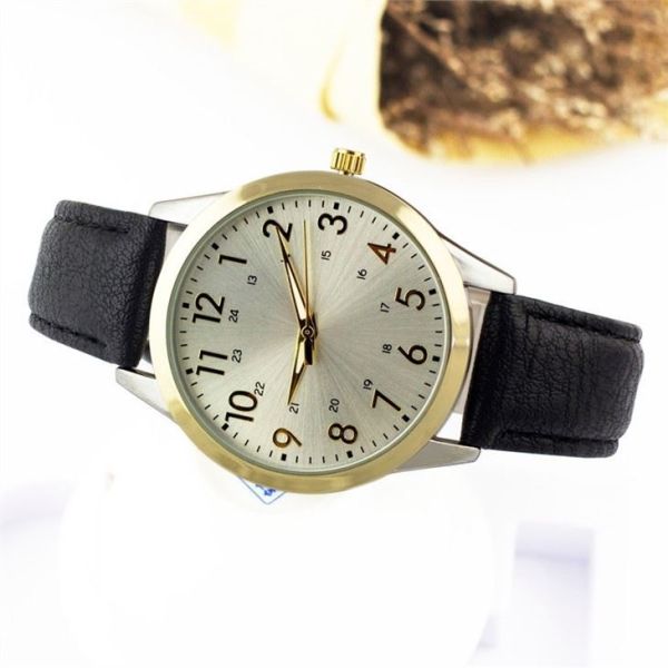 Quartz Alloy Casual Leather Watch 17mm Strap Electroplating Case For Famale