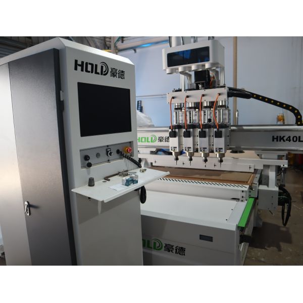 Маршрутизатор панели CNC 2 шпинделей для плакирования 18KW шкафа модульного ACM