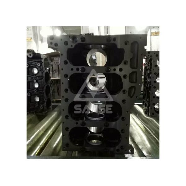 Isuzu Engine Parts Engine Cylinder Block , Excavator Engine Parts Diesel