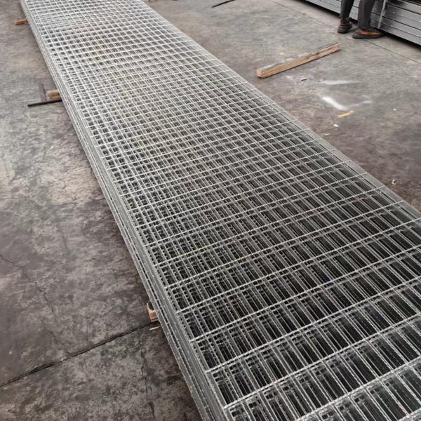 Machine Pressure Welding Stainless Steel Industrial Steel Grating with 30mm Bearing Bar Spacing