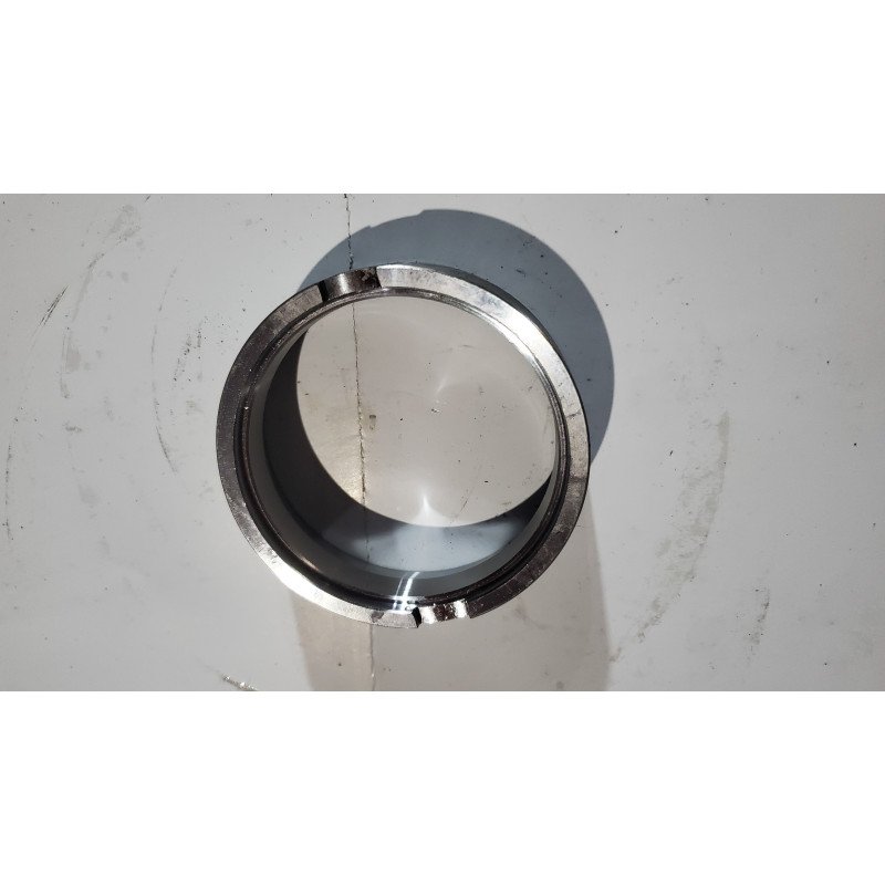 Hw10|Hw12 Spacer Bush Howo Truck Spare Parts Wg2229100032 High Quality