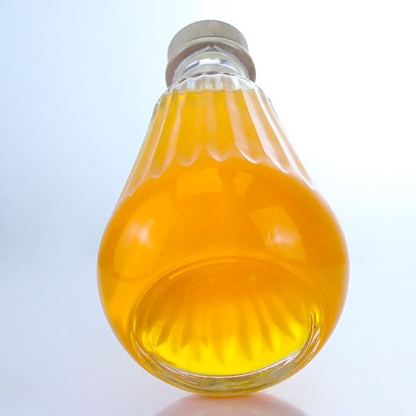 Round Glass Bottle with Cork Cap and Customized Logo for Rum Vodka Whisky Tequila Gin