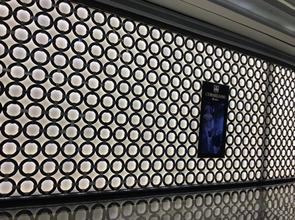Plain Weave Stainless Steel Partition Perforated Indoor Divider Screen