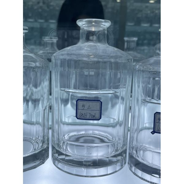 Напитки Бутылка с горячим штампом для пустых ликеров Водка Ром Джин Коньяк Виски Стекло с водой