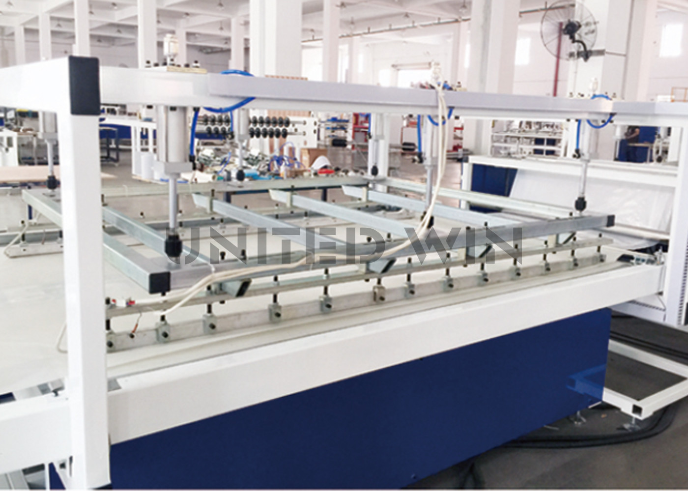 линия машина pe 1300mm автоматическая Plc Fibc очищая для сумки контейнера