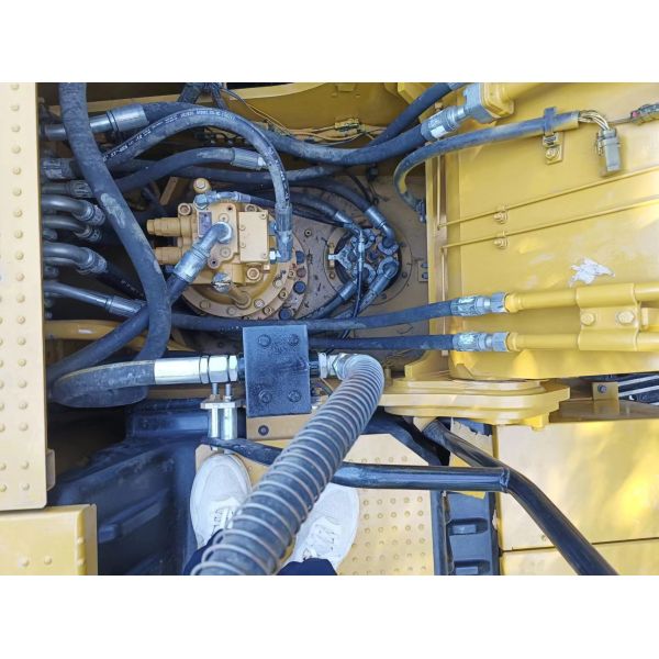 Used CAT Excavators with Excellent Excavation Capabilities Caterpillar320GC Hydraulic Crawler Excavator