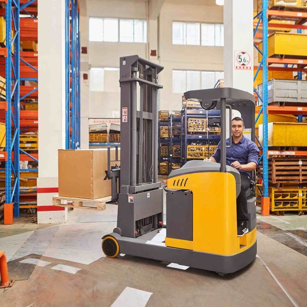 8000mm Reach Sit Down Electric Powered Forklift Truck With EPS