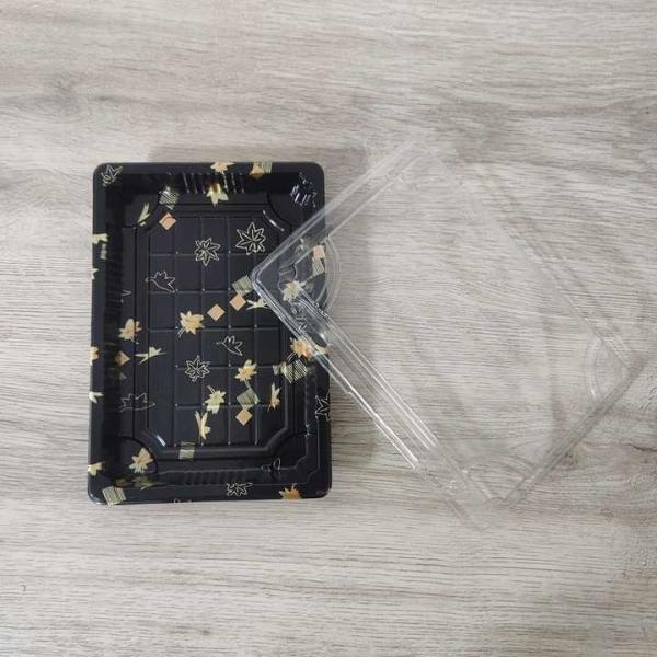Disposable Japanese Plastic Fish Shaped Sushi Packaging Serving Tray Biodegradable Takeaway Boat Shaped To Go Box