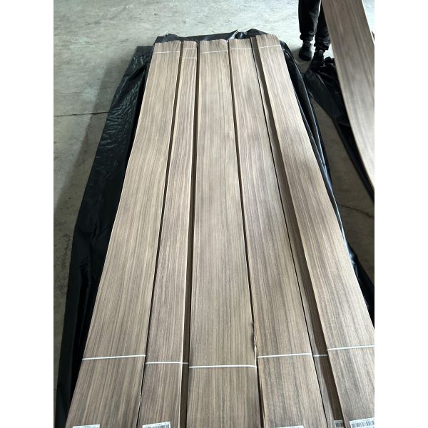 Natural American Walnut Quarter Cut Veneer Sheet With 0.2mm Thickness For Plywood