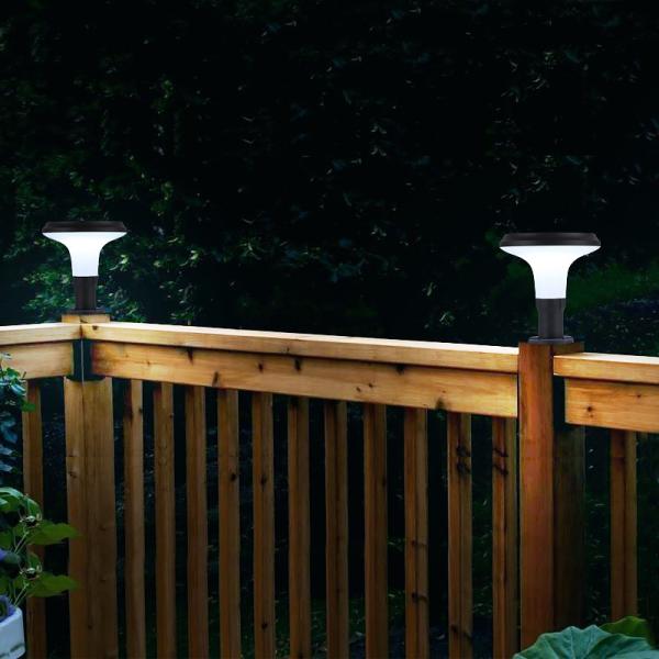 A coluna solar da coluna do jardim exterior do OEM ilumina 150 lúmens à prova de intempéries
