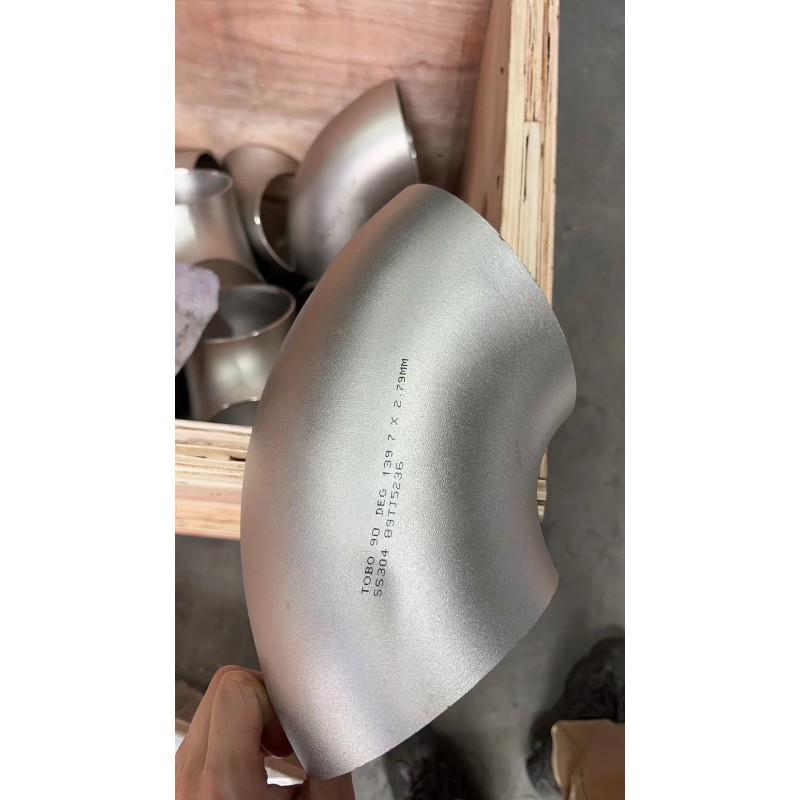 Duplex 2205 Alloy Steel Threaded Pipe Nipple 3000# 6000# SCH 80 Forged Fitting