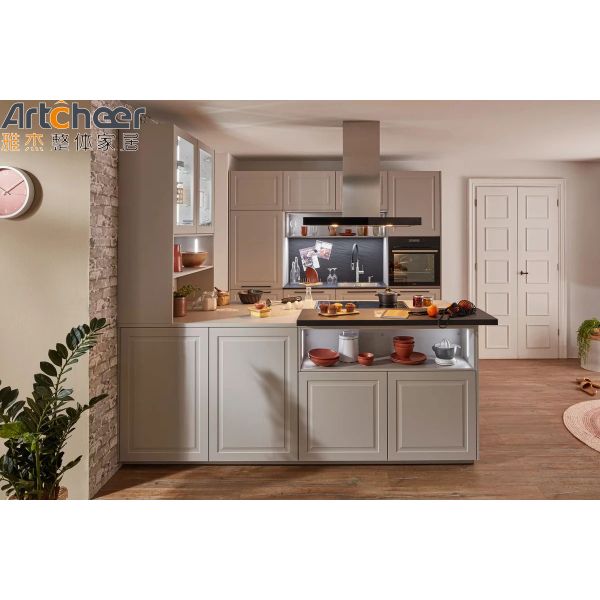 Solid Wood Kitchen Cabinet Ready to Assemble with Modern Shaker Door Design