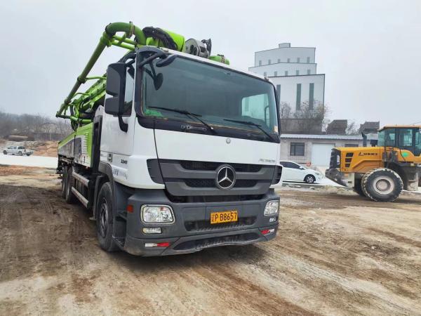 34870kg équipement lourd utilisé pour le mélange prêt Zoomlion56 Meter béton pompe