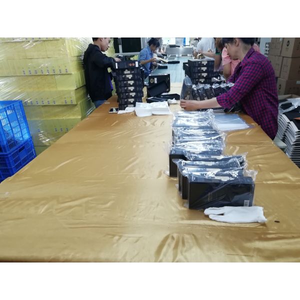 Коробка бумаги подарка косметик чувства бархата твердая упаковывая с горячим золотом печати/серебряным выбивать