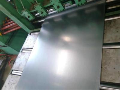 A folha lisa mergulhada quente do soldado da espessura da folha 1.2mm do ferro galvanizado calibra 16 18 24