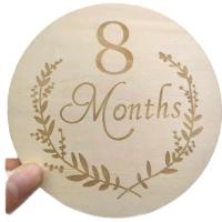13 pièces nouveau-né bébé mensuel Marque de repère coupée laser unilatérale Art populaire Mots Poplar Stand pour les photos