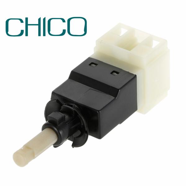 TS 16949 Brake Light Switches For MERCEDES BENZ 0015453109 0015456409 A0015456409