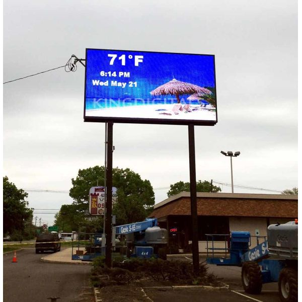 10000dots/m2 P10 単色LED広告パネル DIP 防水 LED広告パネル