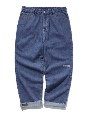 Crocheted Curly Hemmed Men'S Loose Jeans Street Style