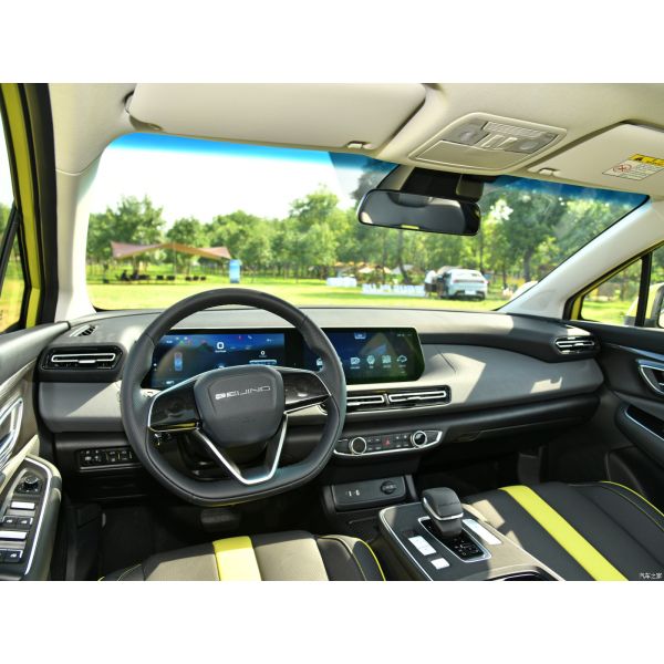 BEIJING EU5 PLUS Taxi eléctrico sedán 163 caballos de fuerza Uber Autos en línea