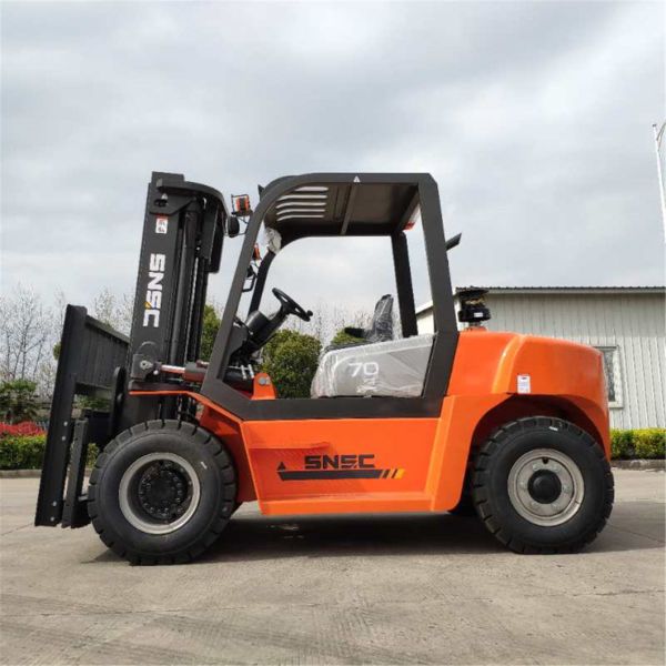 FD70 7 Ton Diesel Engine  Forklifter