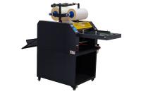 Alimentação automática de estratificação da sobreposição da máquina do filme do aquecimento de óleo de SMFM390D Digitas