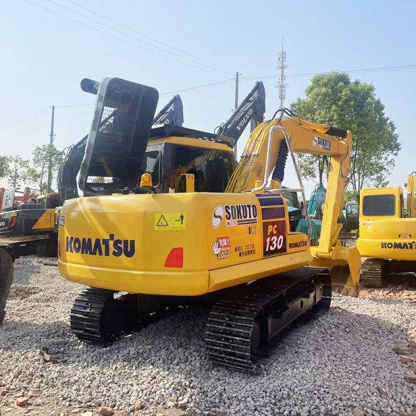 Excavadora Komatsu Pc130-7 de segunda mano con excavadoras de 13 toneladas