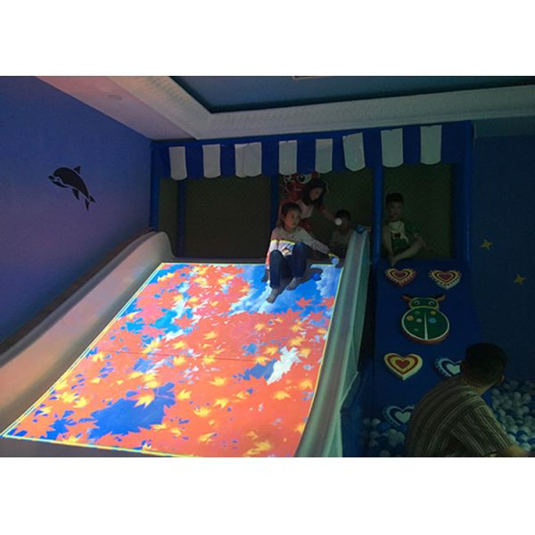 Indoor Interactive Floor Projector Slide Games Infrared Detector For Kids 3.0×2.2m