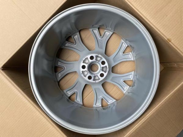 Multi Spoke Silver 21 Inch Rim Set for Genuine Land Rover
