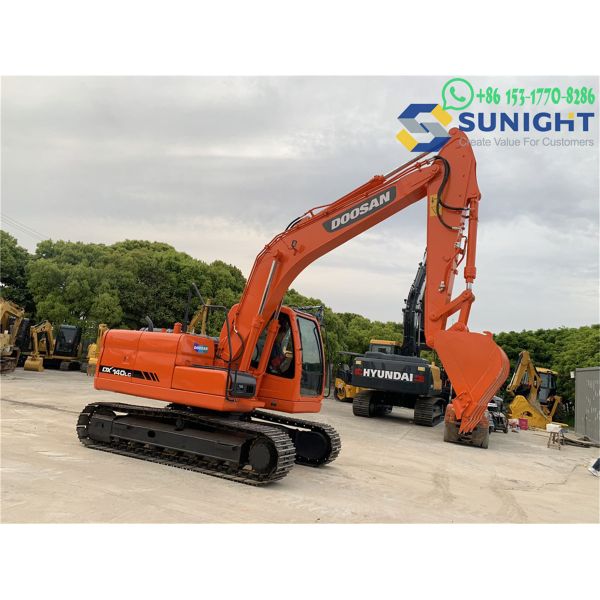 Factory Direct Sale Dx140 Wheel Excavator Used Digger