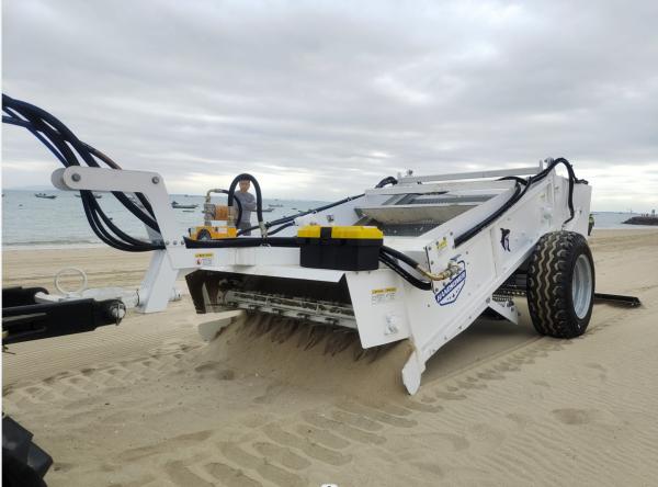 HANDSOMER 1600 Tractor Towable Beach Cleaner | 1.6m Hydraulic Vibration Sand Sifter