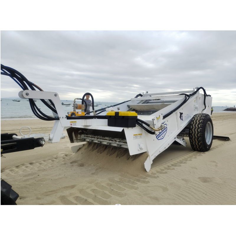 1800kg Weight Hydraulically Controlled Vibrating Screen Sand Beach Cleaning Equipment