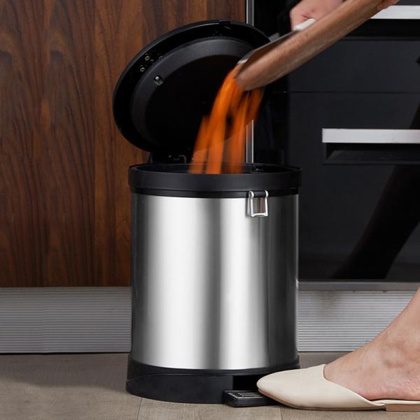 Household Kitchen Compressible Pedal Clamps Prevent Pets' Stainless Steel Feet From Stepping on Trash Can Recycling Bins
