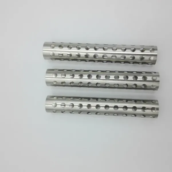 Coupe au laser de tube capillaire en acier inoxydable rond creux