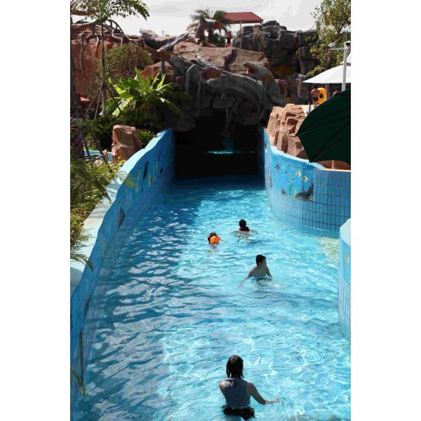 Fiberglass (FRP) Lazy River with 1.0m Water Depth and Hot-dip Galvanized Steel Support Structure for Water Parks