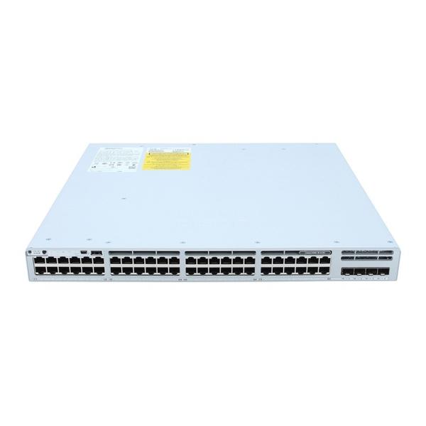 C9300 スイッチ ポート ≥ 48 プライベート モールド NO