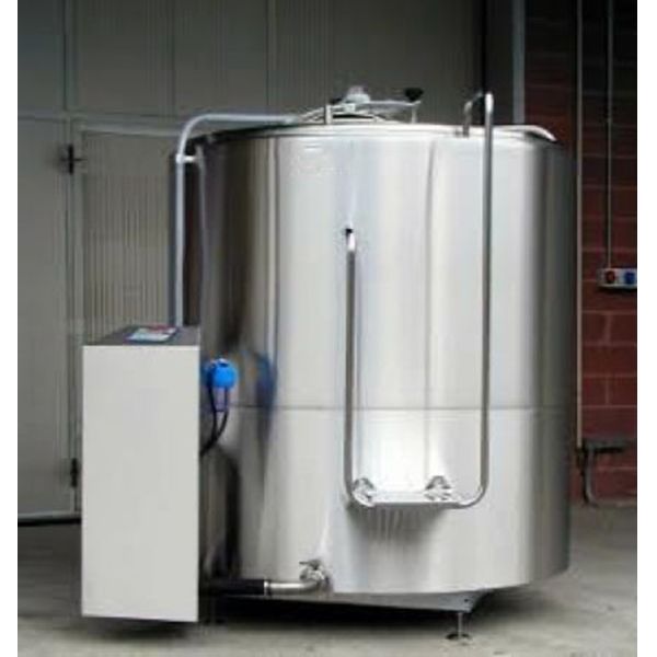 Food Grade Bulk Milk Cooling 304 Stainless Steel Tank With Customized Capacity