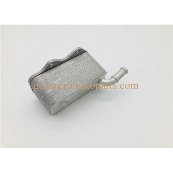 Engine Oil Cooler for Audi A3 A4 VW Eos Jetta Passat 2.0 06D 117 021 C  06D117021C
