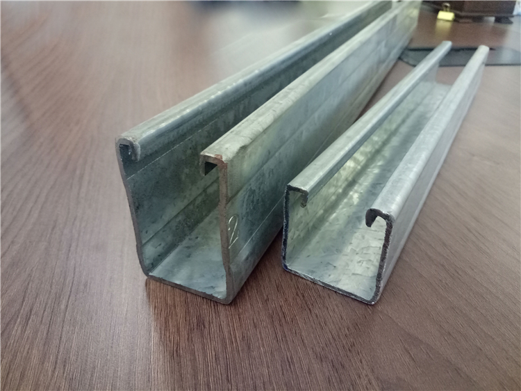 SS304 U-канал Stainess стальной для солнечных фотовольтайческих Stents
