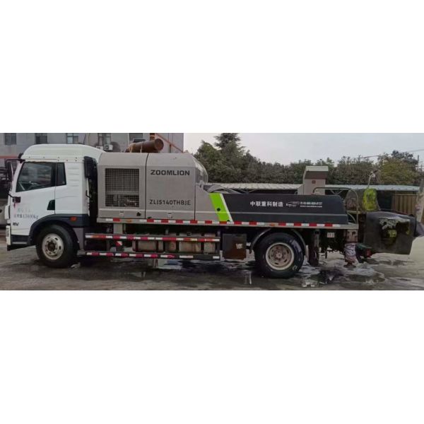 Pompes pour véhicules Zoomlion à prix abordable Poids total 13800 kg Prêt à expédier